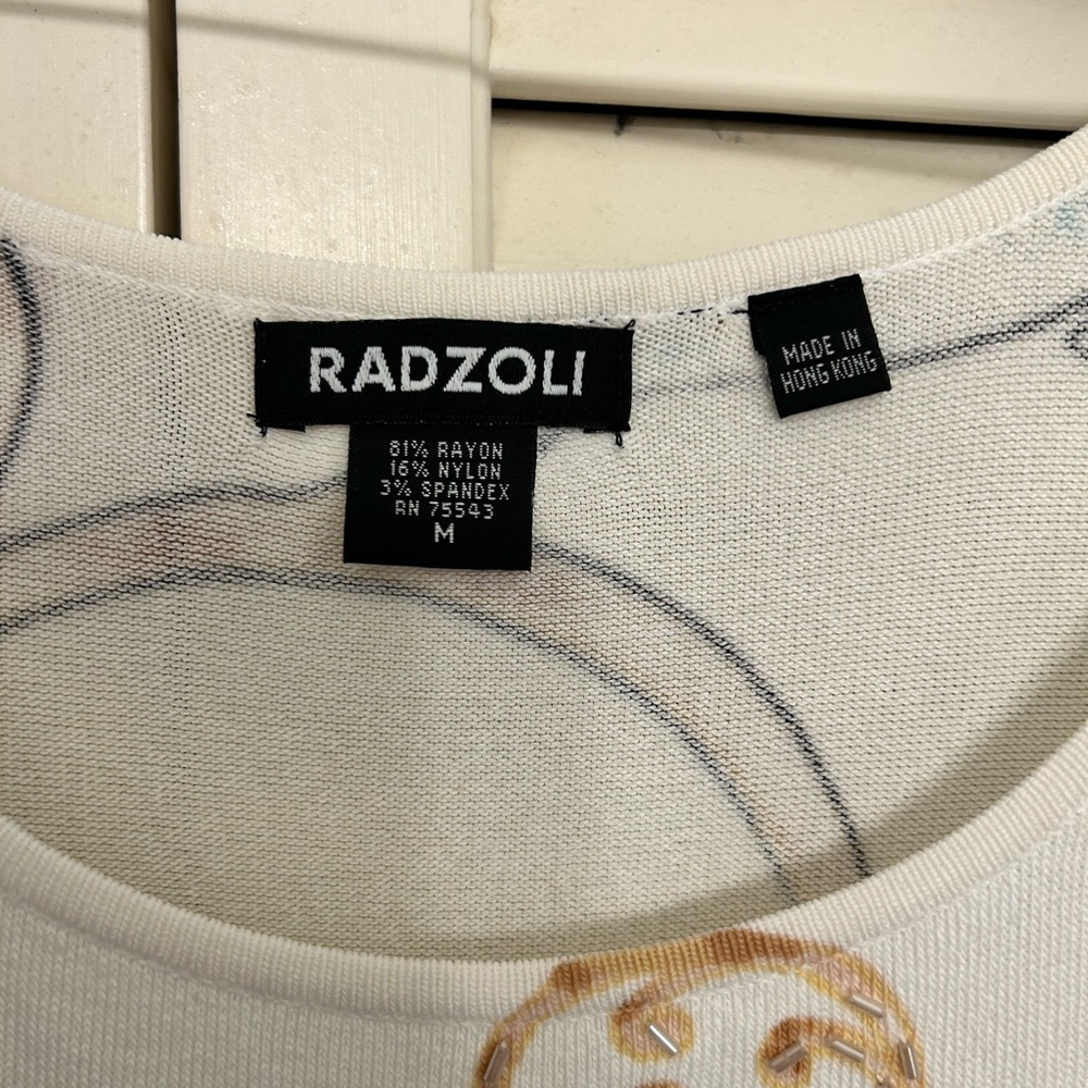 Radzoli White and Blue  knit Floral Long Sleeve Top - Picture 3 of 3